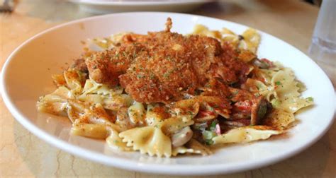 what are the most popular dishes at cheesecake factory